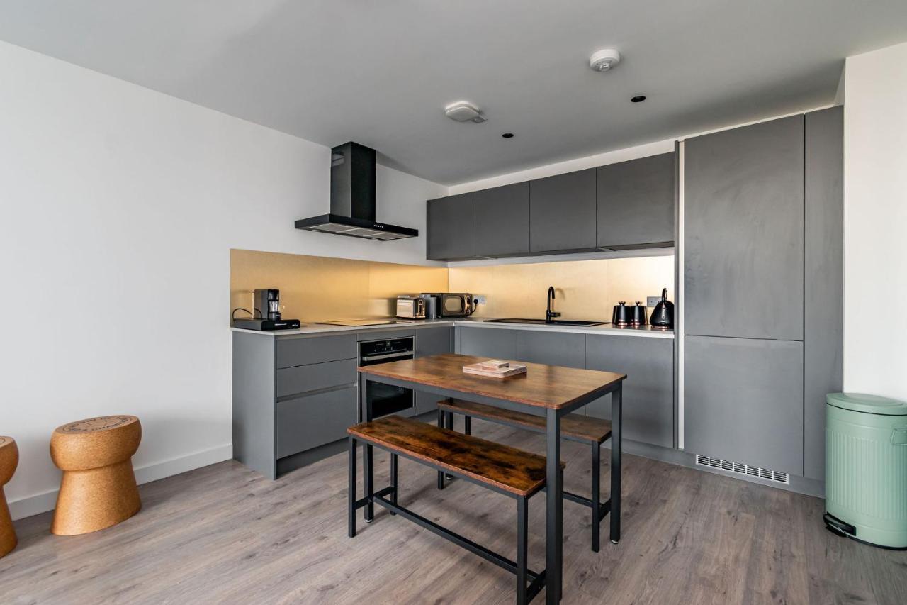 Amazing Apartments - Great Junction St - Free Parking Единбург Екстериор снимка