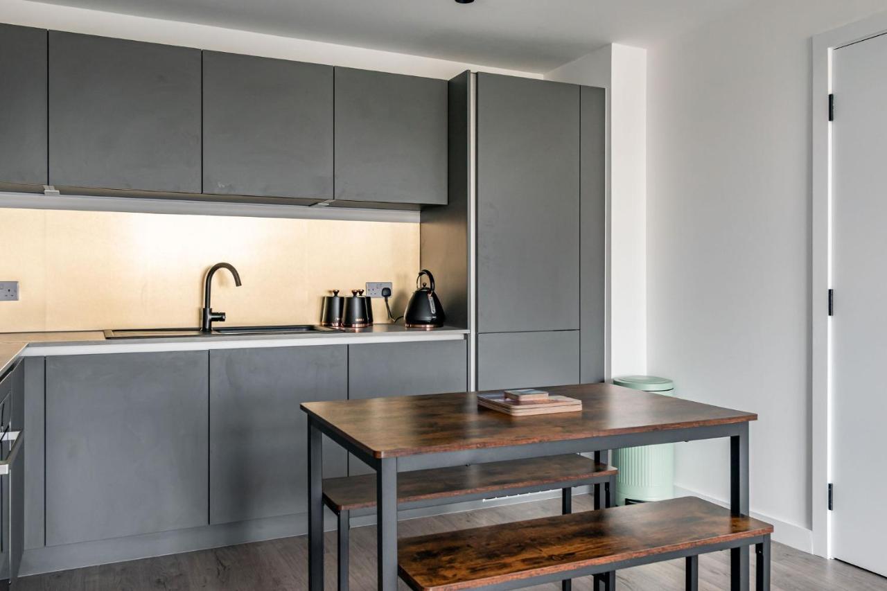 Amazing Apartments - Great Junction St - Free Parking Единбург Екстериор снимка